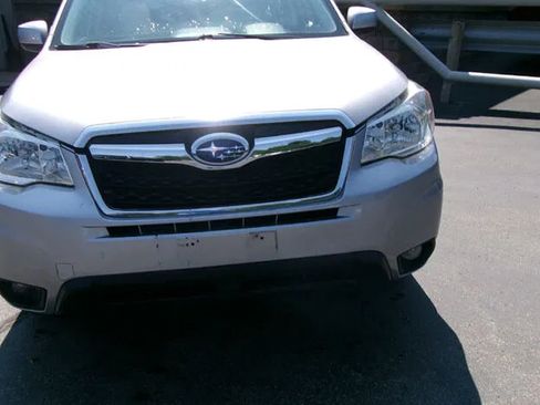 Used 2016 Subaru Forester 2.5i Limited w/ Popular Package #2 AWD/4WD image 3