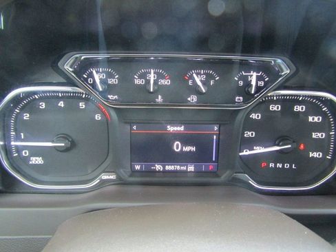 Used 2023 GMC Sierra 2500 SLT image 25