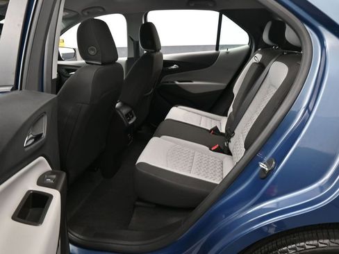 Used 2024 Chevrolet Equinox LS FWD image 26