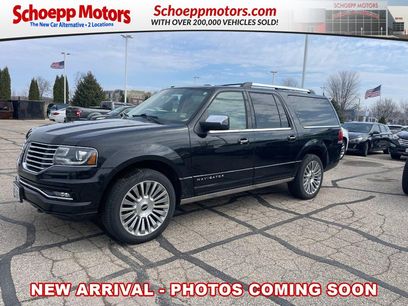 Used 2015 Lincoln Navigator L 4WD w/ Equipment Group 101A Reserve