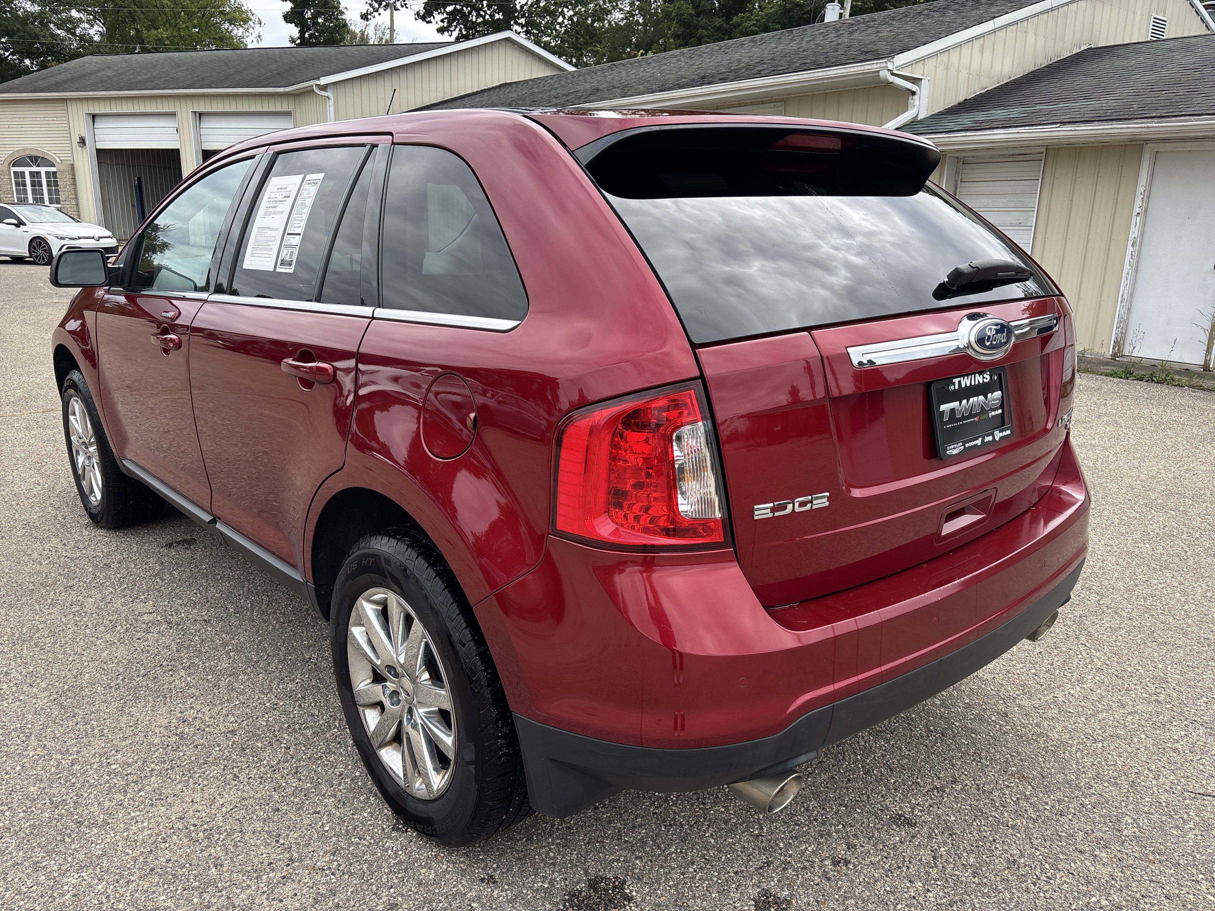 Used 2013 Ford Edge Limited w/ Canadian Touring Pkg AWD/4WD image 8