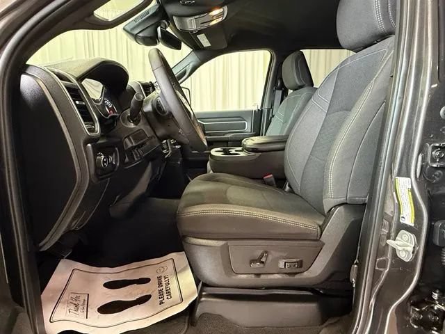 Used 2026 RAM 2500 Big Horn AWD/4WD image 5