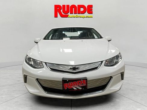 Used 2018 Chevrolet Volt LT w/ Comfort Package FWD image 8