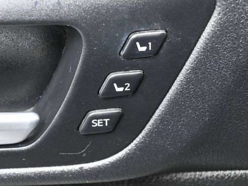 Used 2017 Toyota Highlander Limited w/ Protection Package #3 AWD/4WD image 14