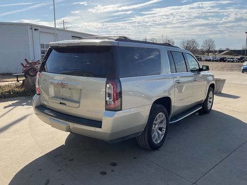 Used 2015 GMC Yukon XL SLT w/ Open Road Package image 12