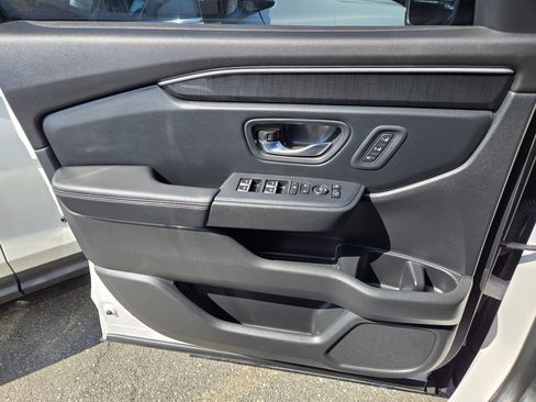 Certified 2023 Honda Pilot Elite image 26