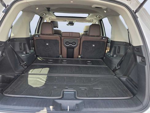 Used 2023 Honda Pilot Elite image 19