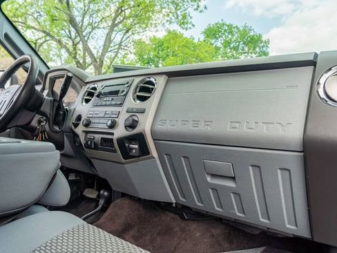 Used 2015 Ford F250 XLT image 43