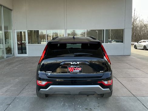 Used 2023 Kia Niro EX Touring image 21