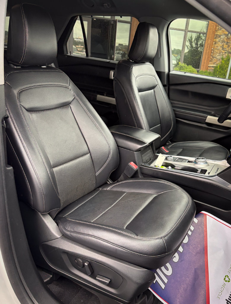 Used 2021 Ford Explorer Limited AWD/4WD image 33