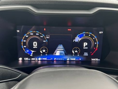 Used 2024 Chevrolet Colorado Trail Boss w/ Advanced Trailering Package AWD/4WD image 17