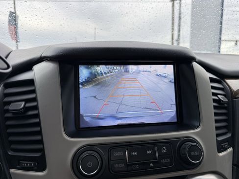 Used 2016 GMC Yukon Denali w/ Open Road Package image 16