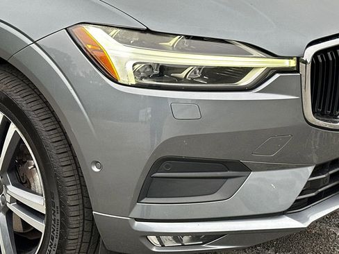 Used 2018 Volvo XC60 T6 Momentum AWD/4WD image 11
