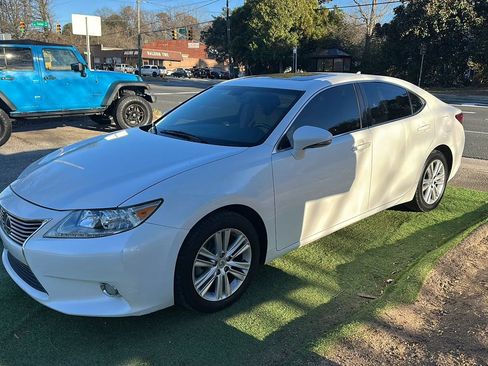 Used 2013 Lexus ES 350 ES 350 Sedan 4D image 4