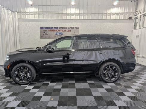 Used 2025 Dodge Durango GT AWD/4WD image 2