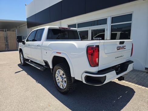 Certified 2022 GMC Sierra 2500 Denali w/ Denali Ultimate Package AWD/4WD image 5
