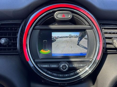 Used 2020 MINI Cooper 4-Door Hardtop image 23