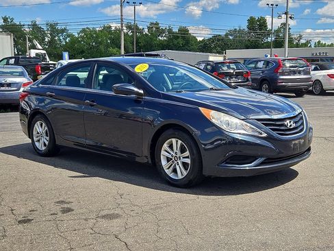Used 2011 Hyundai Sonata GLS w/ Popular Equipment Pkg 2 FWD image 4