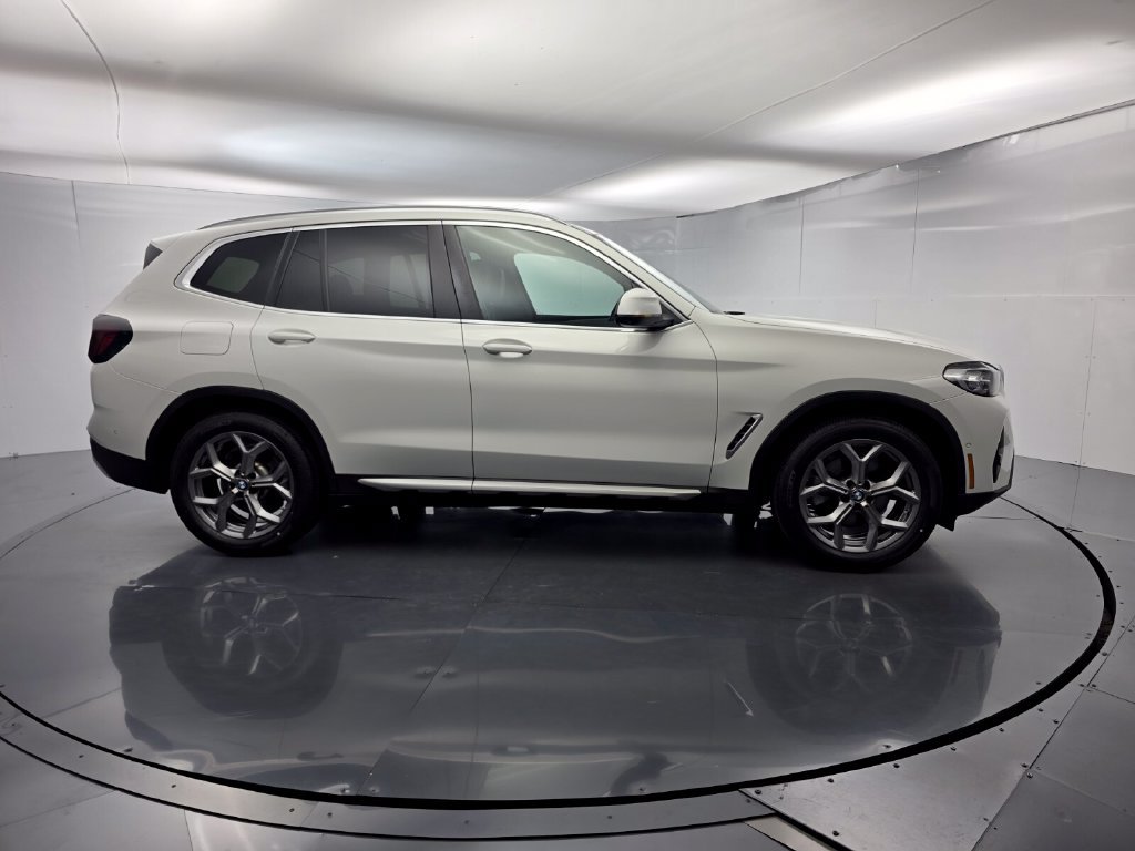 Certified 2024 BMW X3 sDrive30i w/ Convenience Package RWD image 3
