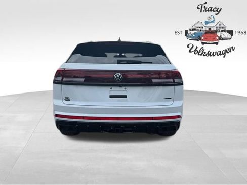 New 2026 Volkswagen Tiguan SEL R-Line image 6