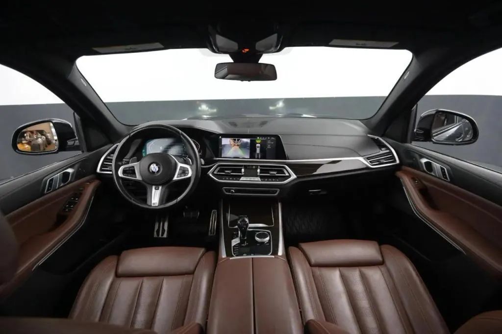 Used 2020 BMW X5 xDrive40i w/ M Sport Package AWD/4WD image 28