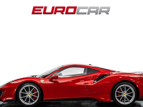 Used 2019 Ferrari 488 Pista Coupe RWD image 2