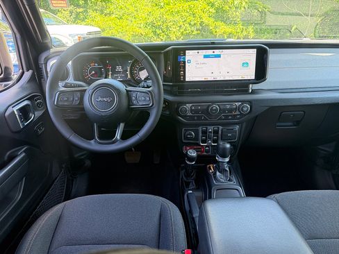 Certified 2026 Jeep Wrangler Unlimited Sport AWD/4WD image 13