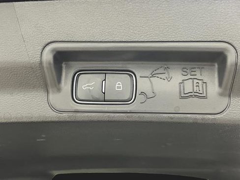 Used 2025 Ford Explorer ST-Line w/ Premium Package image 16