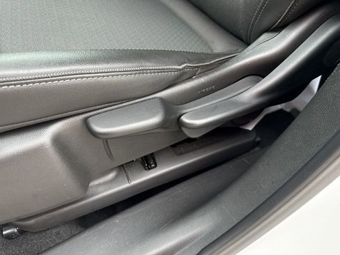 Used 2025 Buick Encore GX Preferred FWD image 14