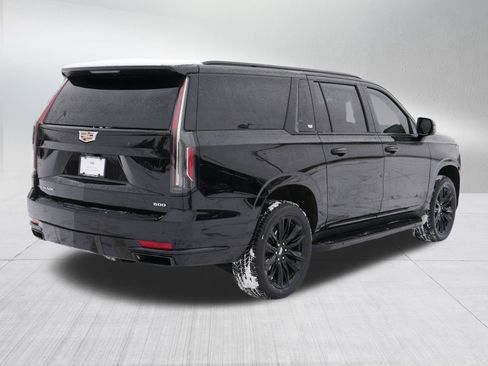 Certified 2023 Cadillac Escalade ESV Sport Platinum image 6