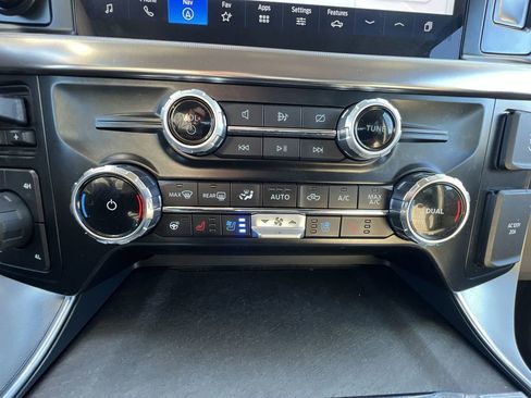 Used 2024 Ford F150 Platinum w/ Equipment Group 703A Plus image 23