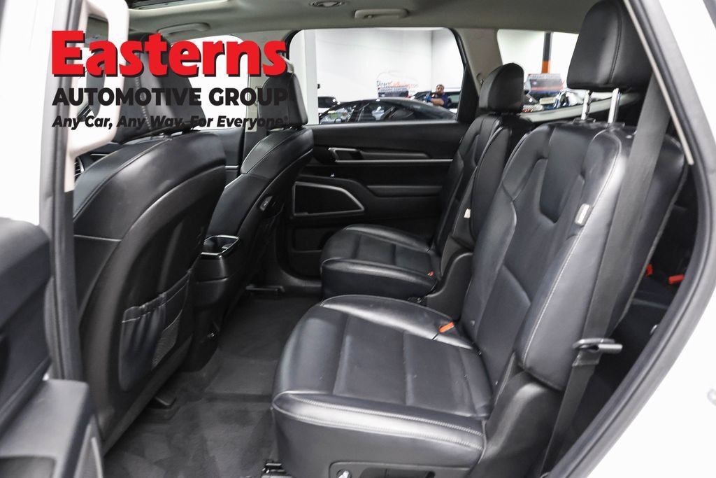 Used 2025 Kia Telluride S FWD image 22