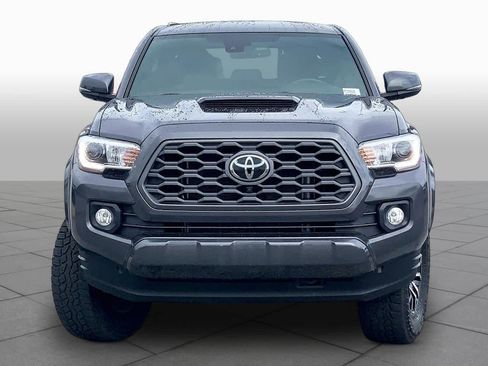Used 2023 Toyota Tacoma TRD Sport w/ Advanced Technology Package AWD/4WD image 4