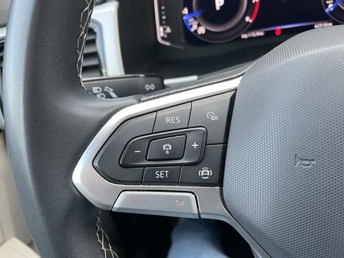 Used 2022 Volkswagen Atlas SE image 21