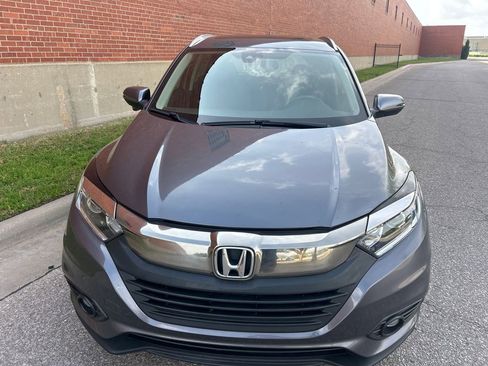 Used 2021 Honda HR-V EX image 5