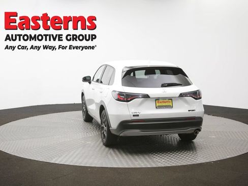 Used 2023 Honda HR-V Sport image 65