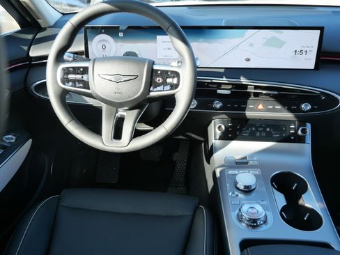 New 2026 Genesis GV70 2.5T Advanced image 9