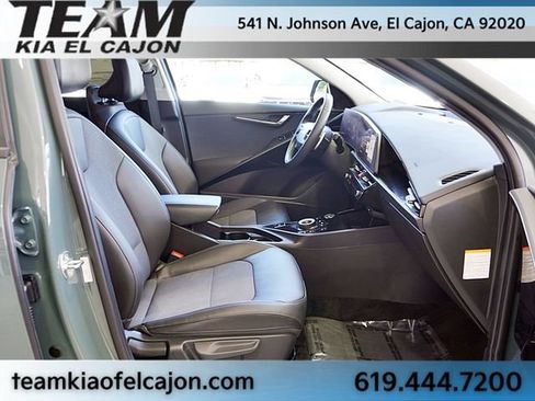 Certified 2023 Kia Niro Wind FWD image 11
