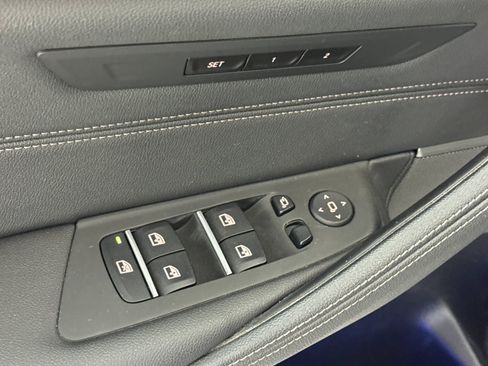 Used 2023 BMW 530i w/ Premium Package RWD image 14