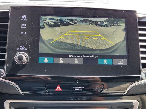 Used 2020 Honda Pilot Touring image 13