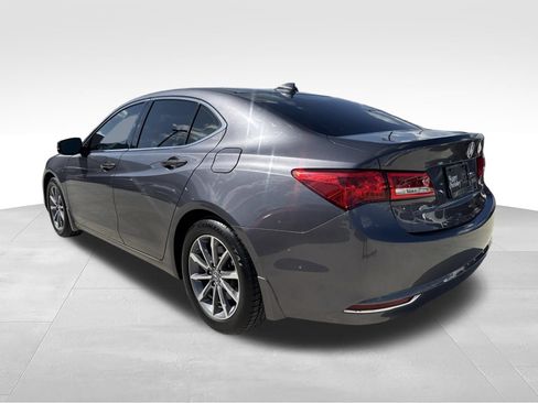 Used 2018 Acura TLX FWD image 7