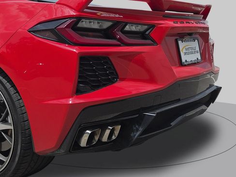 Used 2022 Chevrolet Corvette Stingray Preferred Cpe w/ Z51 Performance Package RWD image 10