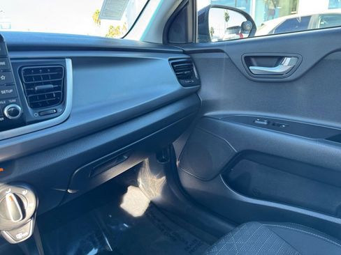 Used 2020 Kia Rio LX image 23