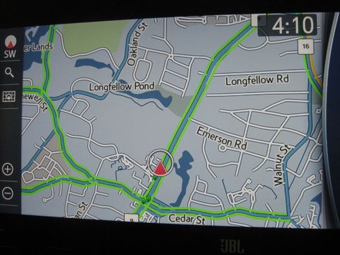 Certified 2021 Toyota Venza XLE image 3