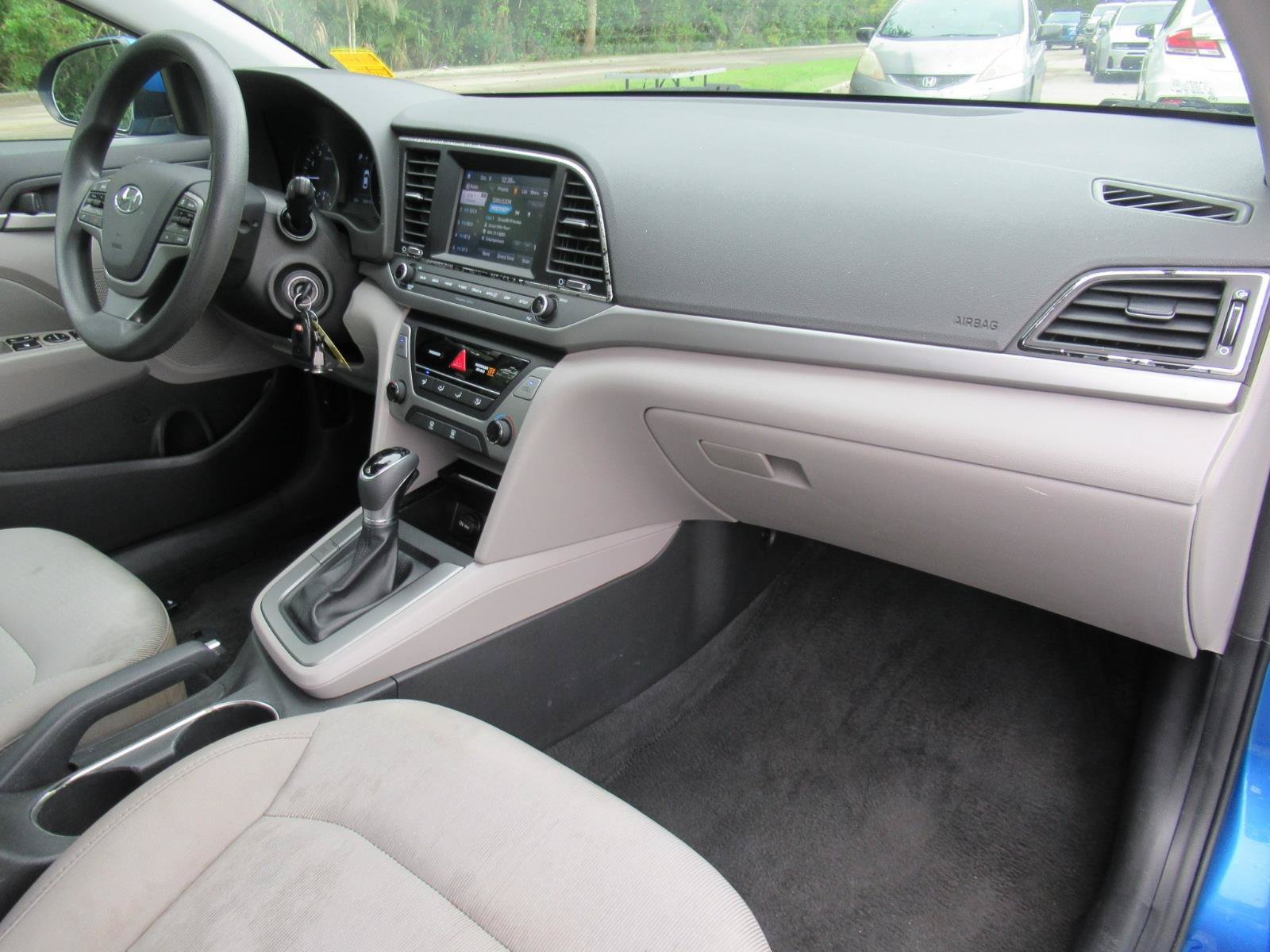 Used 2018 Hyundai Elantra SEL FWD image 10