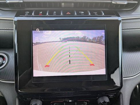 Used 2023 Jeep Grand Cherokee L Laredo RWD image 11