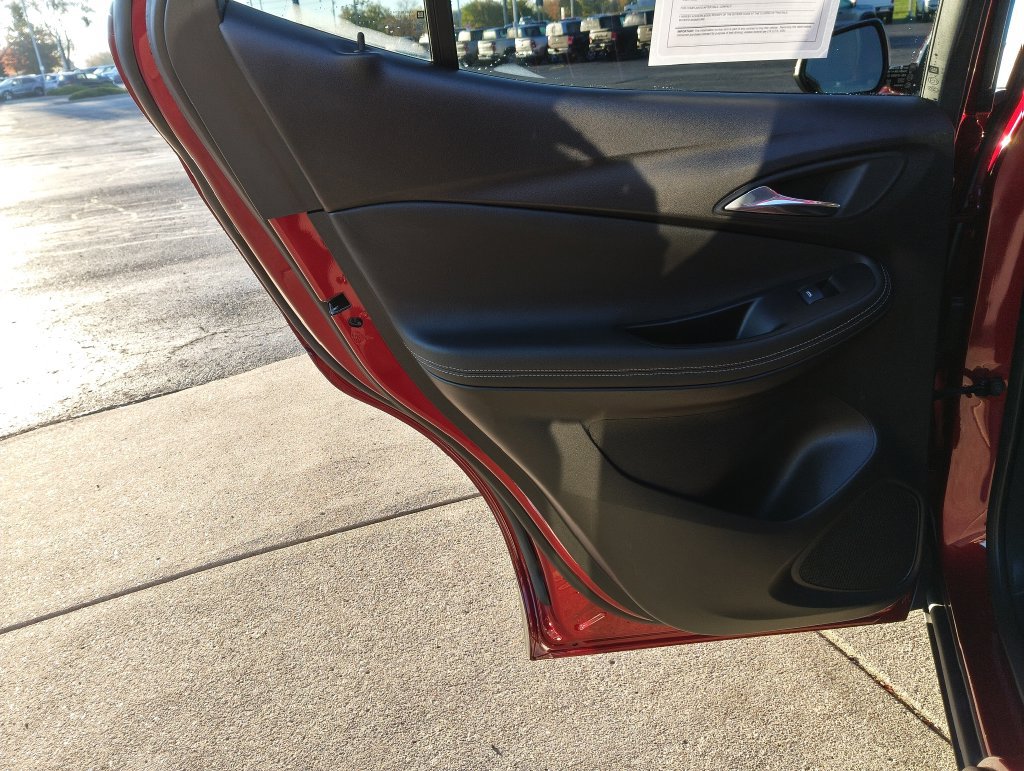 Used 2025 Buick Encore GX Preferred AWD/4WD image 20