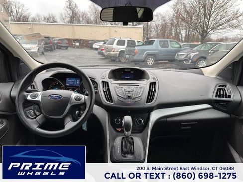 Used 2015 Ford Escape SE image 18