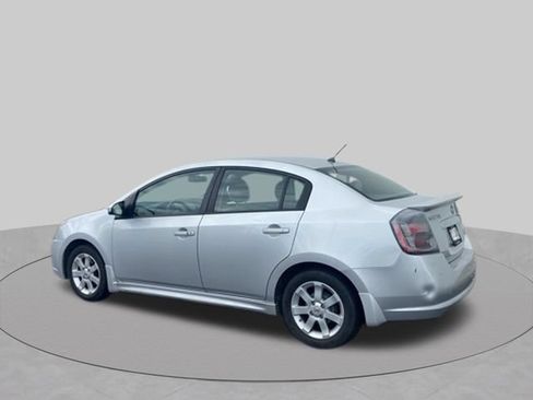 Used 2012 Nissan Sentra 2.0 SR w/ Convenience Pkg FWD image 3
