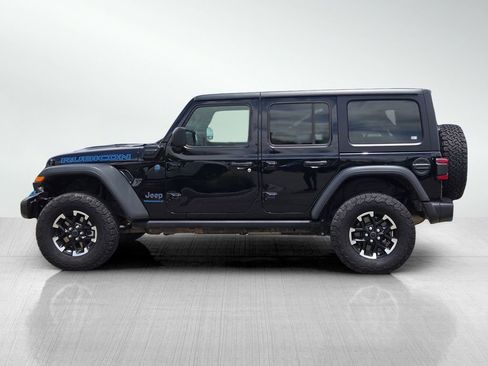Used 2025 Jeep Wrangler Unlimited Rubicon 4xe w/ Convenience Group AWD/4WD image 7